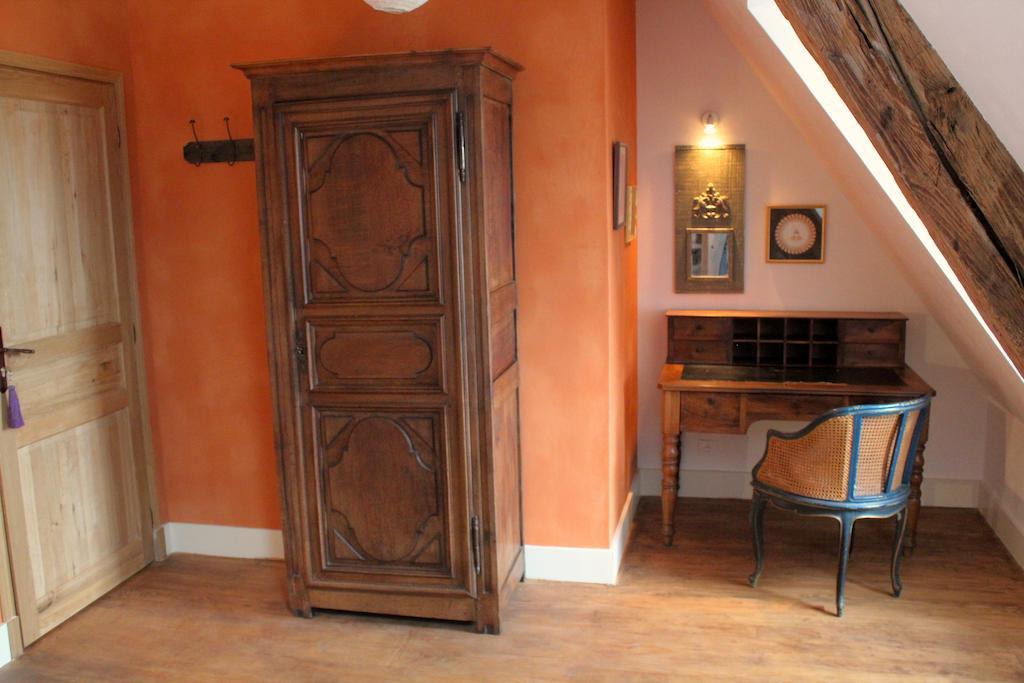 Chambres D'Hotes De Parseval Senlis  Room photo